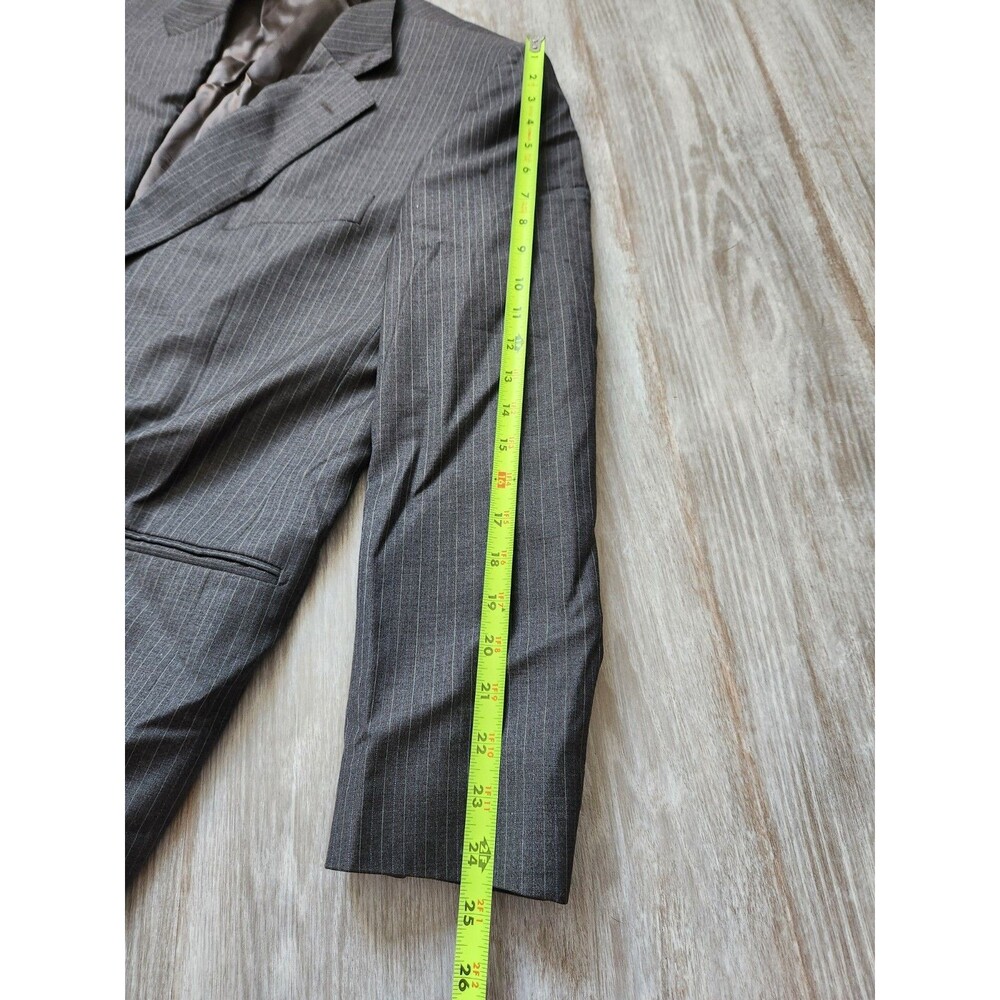 Daniel Cremieux 100% Wool Sport Coat Blazer Gray Pinstripe Italy Made 46R GUC - Picture 13 of 14